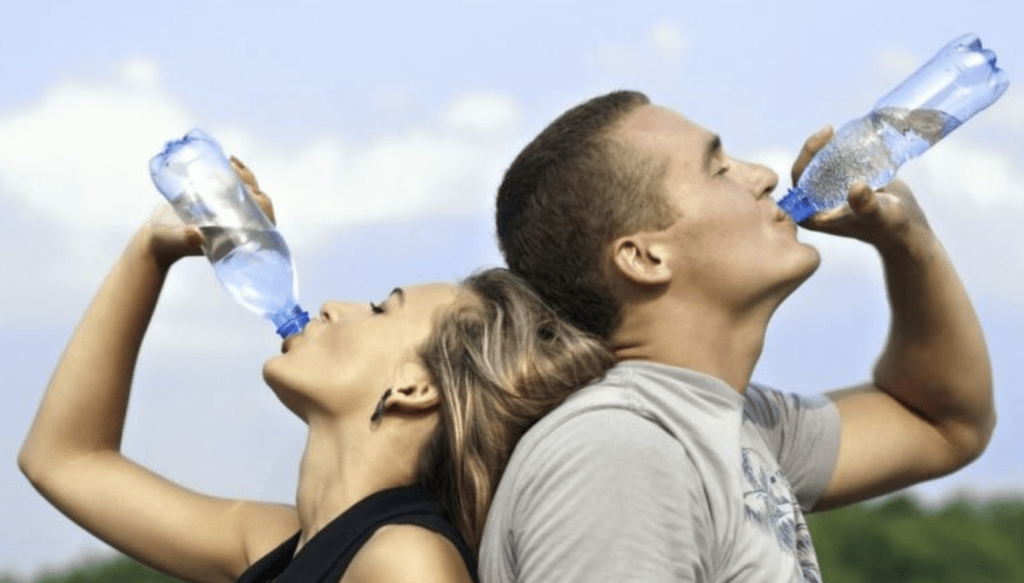 Mejor hidratación para mejor rendimiento deportivo, hidratación, hidratación y rendimiento deportivo.