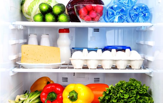 Lista de la compra sana: kit de urgencia en la nevera para comer saludable