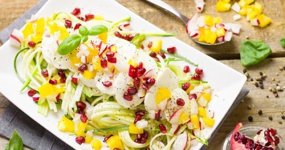 Ensalada de endivias y manzana, recetas de ensalada, ensaladas para dietas, recetas fáciles, recetas para adelgazar