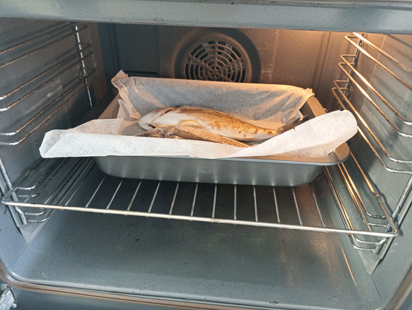 Dorada al horno con patatas, recetas de pescado, recetas light, recetas para adelgazar, proteína, recetas fáciles