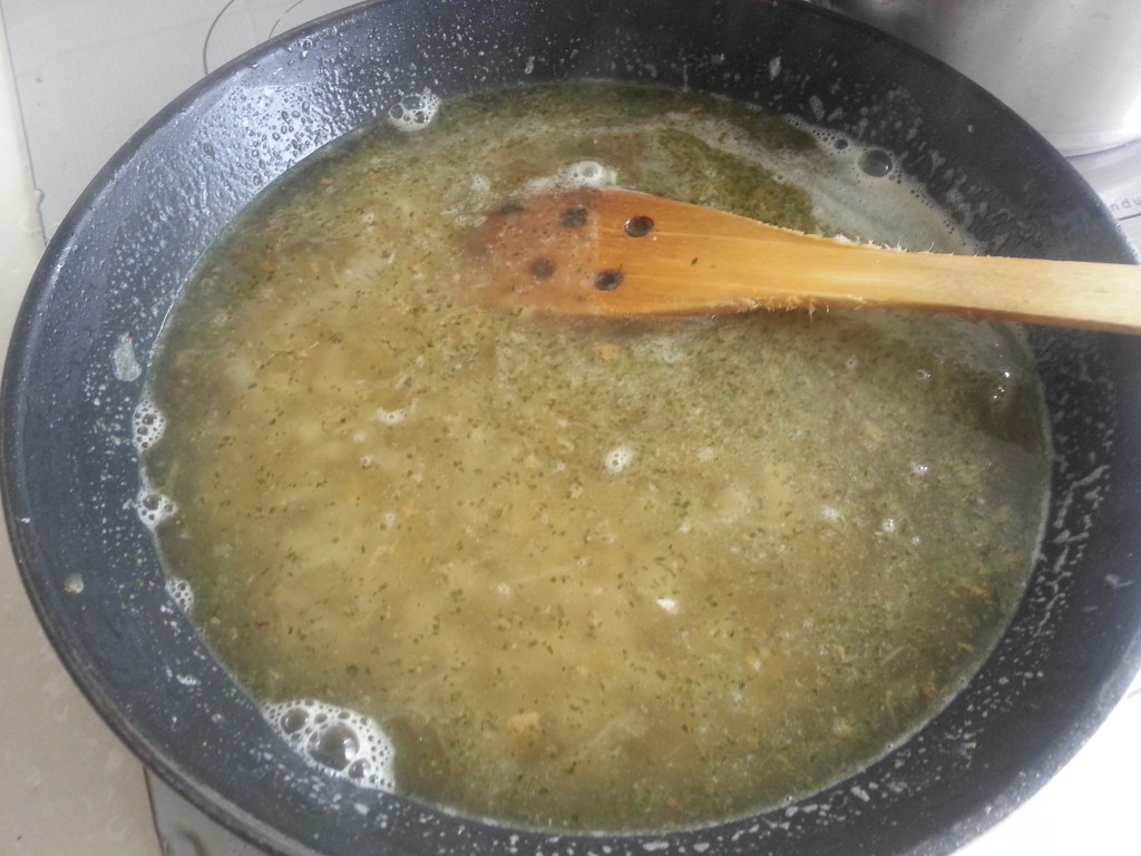 Merluza en salsa verde Merluza en salsa verde, recetas de pescado, recetas light, recetas para adelgazar, recetas fáciles