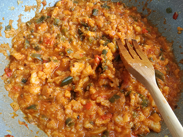 Pimientos del piquillo rellenos de bacalao Pimientos del piquillo rellenos de bacalao, recetas de verdura, recetas de pescadp, recetas para adelgazar