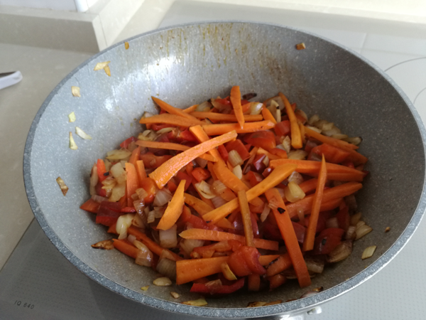 Espaguetis de calabacín Espaguetis de calabacín, recetas de verdrura, recetas para adelgazar, recetas light