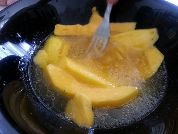 Contramuslos de pollo asado con mango Contramuslos de pollo asado con mango, recetas de pollo, recetas saludables, recetas para adelgazar, recetas light