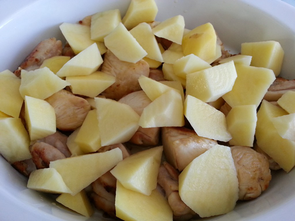 Pollo con patata y manza, recetas de pollo, recetas saludables, recetas para adelgazar, recetas light