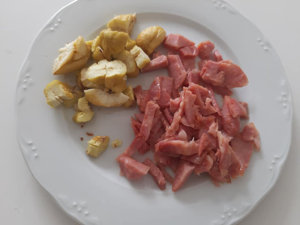 Ensalada de pera y beicon con aliño de mostaza Ensalada de pera y beicon con aliño de mostaza, recetas de ensalada, recetas light, recetas para adelgazar, dietista online, dietas online