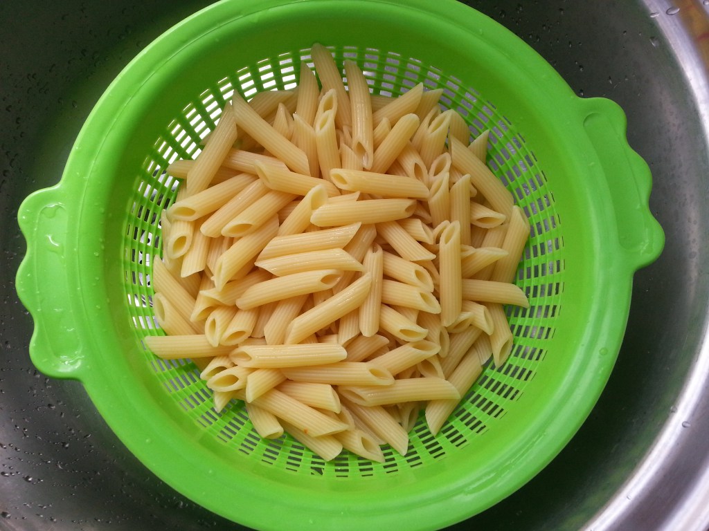 Ensalada de pasta con salsa de yogur, recetas de pasta, recetas light, recetas saludables, recetas para adelgazar recetas de pasta, recetas light, recetas saludables, recetas para adelgazar