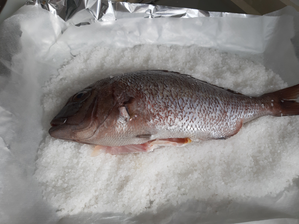Dorada a la sal- pescado a la sal dorada a la sal- pescado a la sal, recetas de ensaladas, recetas para adelgazar, recetas light