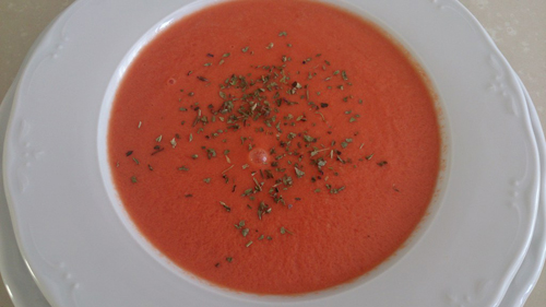 sandía, tomate, Gazpacho de sandía y langostinos, recetas de sopas frías, sopas frías, recetas para adelgazar, recetas light, dietas online, dietista online