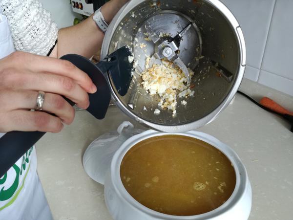 Sopa de picadillo, recetas ligeras, primeros platos, recetas light, recetas para adegazar, recetas saludables, dieta mediterraneas