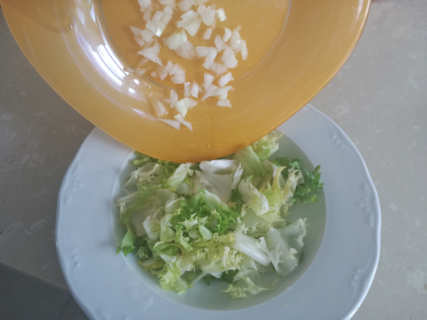 Ensalada de escarola y naranja, recetas de ensaladas, recetas para adelgazar, recetas saludables, dietas online, dietista online