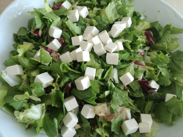 Ensalada de verano, recetas de ensaladas, recetas para adelgazar, recetas saludables, dietas online, dietista online, bolitas de melón, queso feta