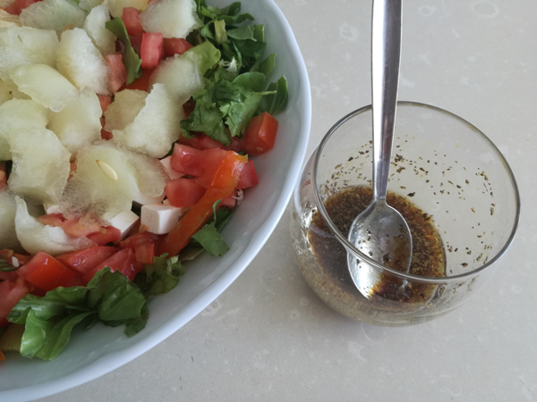 Ensalada de verano, recetas de ensaladas, recetas para adelgazar, recetas saludables, dietas online, dietista online, bolitas de melón, queso feta