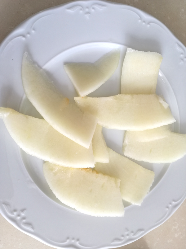 Ensalada de melón, palmito y jamón serrano Ensalada de melón, palmito y jamón serrano, recetas de ensaladas, recetas para adelgazar, recetas saludables, dietas online, dietista online