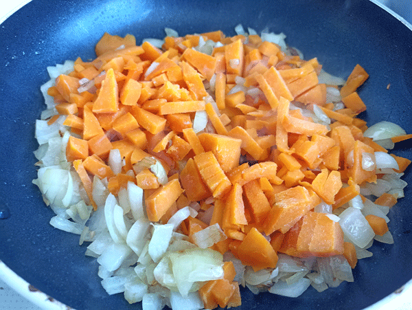 Pasta (cintas) con salsa de calabaza, recetas de pasta, recetas para adelgazar, recetas light, dieta mediterránea, recetas saludables