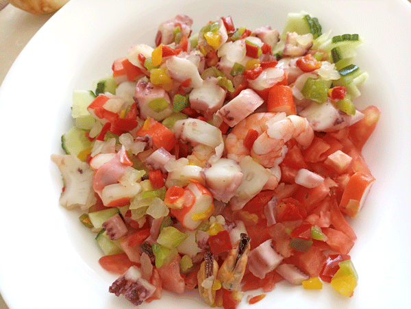 Salpicón de marisco, recetas de ensalada, recetas de pescado, recetas para adelgazar, recetas light, dietas online, dieta mediterránea