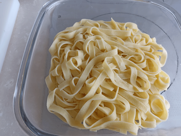 Pasta (cintas) con salsa de calabaza, recetas de pasta, recetas para adelgazar, recetas light, dieta mediterránea, recetas saludables