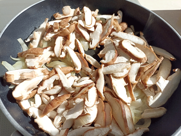 Salsa de setas shiitake, setas shiitake, recetas de salsa, recetas saludables, recetas para adelgazar, recetas light