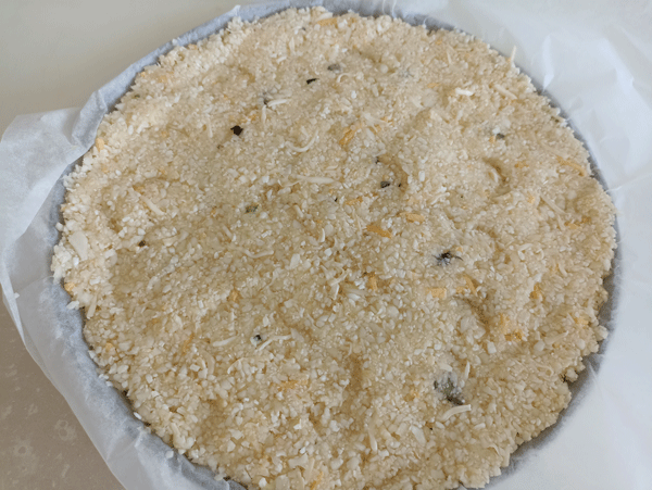 Pizza con base de coliflor de atún y pavo Pizza con base de coliflor de atún y pavo, coliflor, pizza saludable, pizza con base de coliflor, pizza con base de coliflor con setas shitake