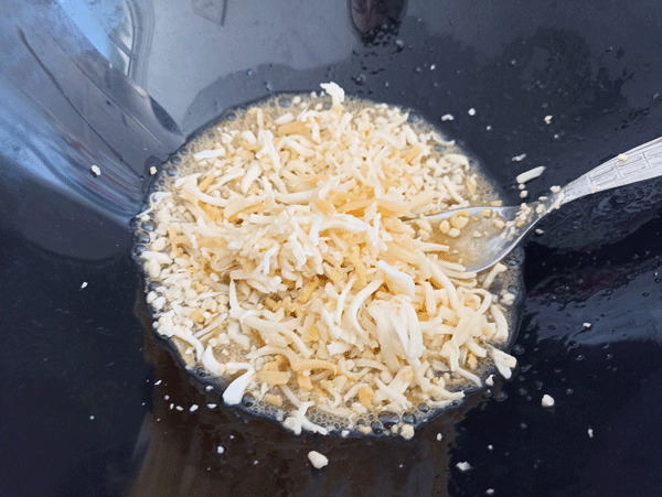 Pizza con base de coliflor de atún y pavo Pizza con base de coliflor de atún y pavo, coliflor, pizza saludable, pizza con base de coliflor, pizza con base de coliflor con setas shitake