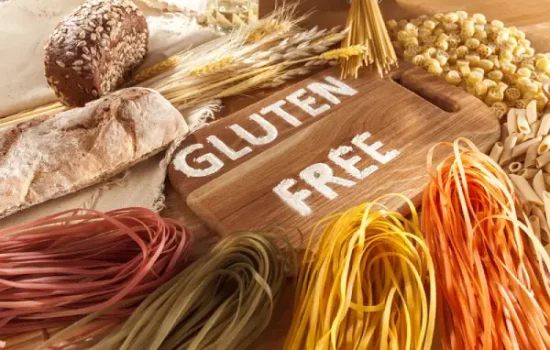 Dieta sin gluten para adelgazar con alimentos frescos y lista de compra, evitando ultraprocesados