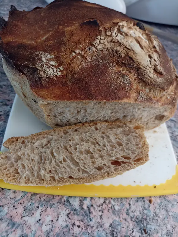 Pan casero de masa madre semi integral Pan casero de masa madre semi integral, pan de masa madre, pan semi integral, pan casero