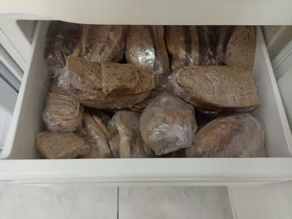 Pan casero de masa madre semi integral Pan casero de masa madre semi integral, pan de masa madre, pan semi integral, pan casero