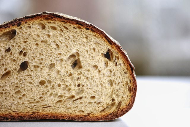Pan casero de masa madre semi integral Pan casero de masa madre semi integral, pan de masa madre, pan semi integral, pan casero