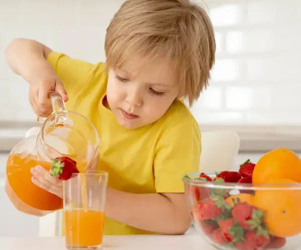 fruta entera o en zumo comparando fibra, azúcar y saciedad