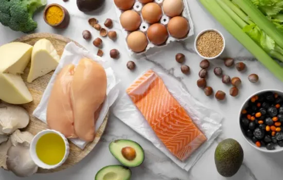 cuánta proteína necesito al día para cuidar mi salud