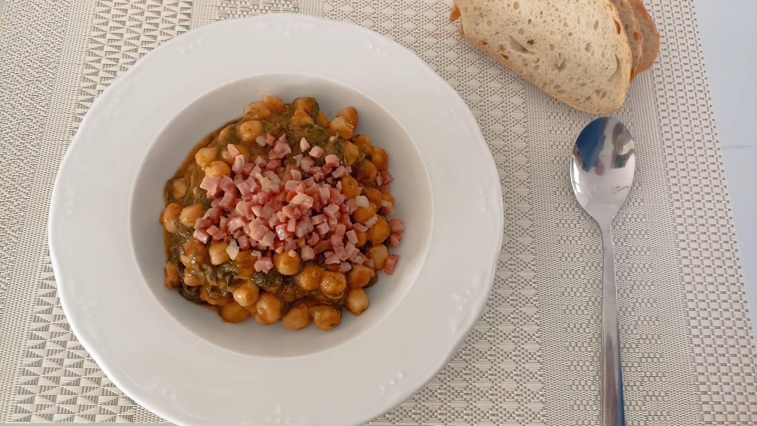 garbanzos con espinacas, recetas de legumbres, recetas de garbanzos