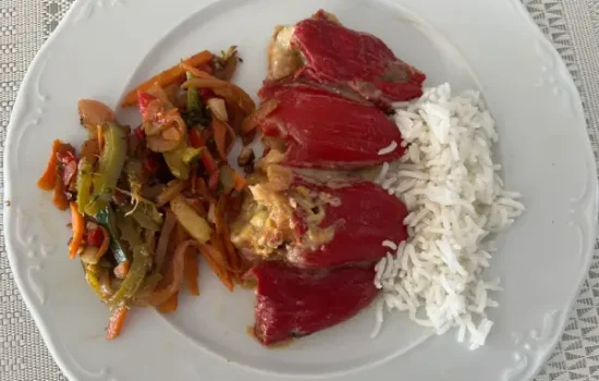Pimientos del piquillo rellenos de carne, recetas de verdura, recetas de carne, recetas para adelgazar
