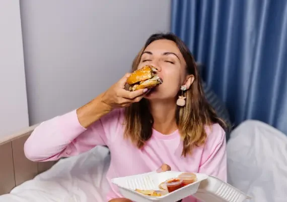 Comer rápido engorda