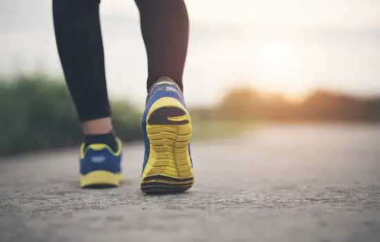 10.000 pasos al día para adelgazar caminando y perder grasa de forma saludable