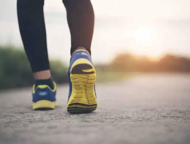 10.000 pasos al día para adelgazar caminando y perder grasa de forma saludable